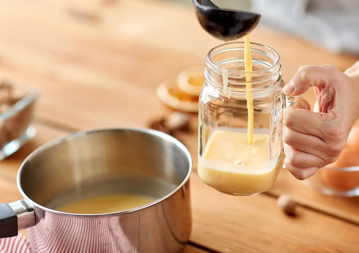 How to Freeze & Thaw Eggnog (What You Need to Know) Easy Freezing