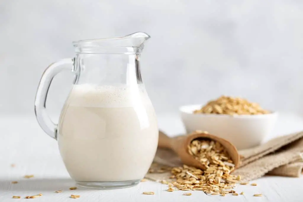 Freezing & Thawing Oat Milk (The Ultimate Guide)