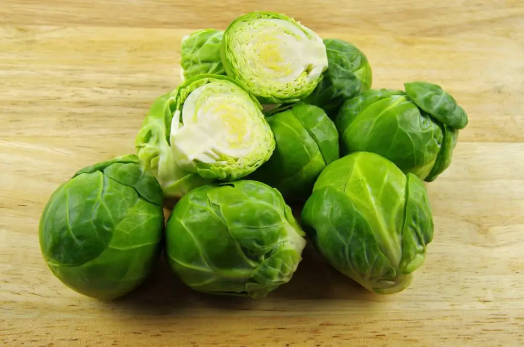 Freezing Brussel Sprouts The Right Way (Raw & Cooked)