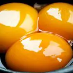 Easy Guide to Freezing Egg Yolks (+ Some Great Ways to Use)