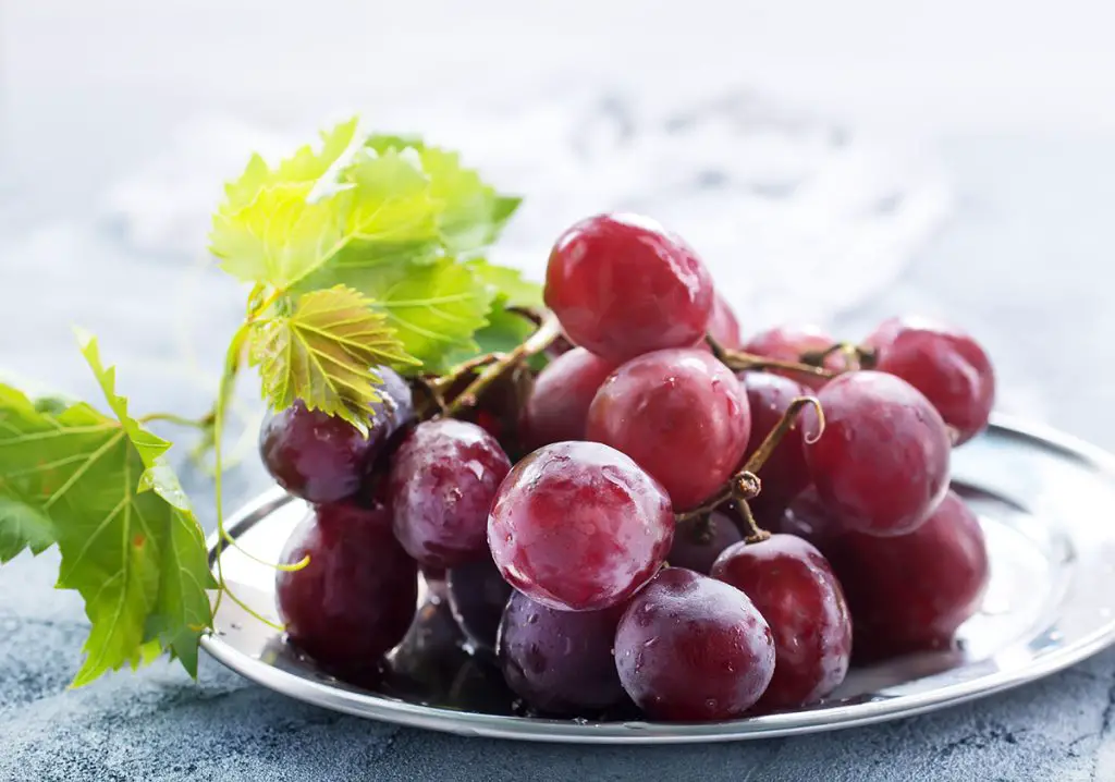 5 Fun Ideas To Use Frozen Grapes