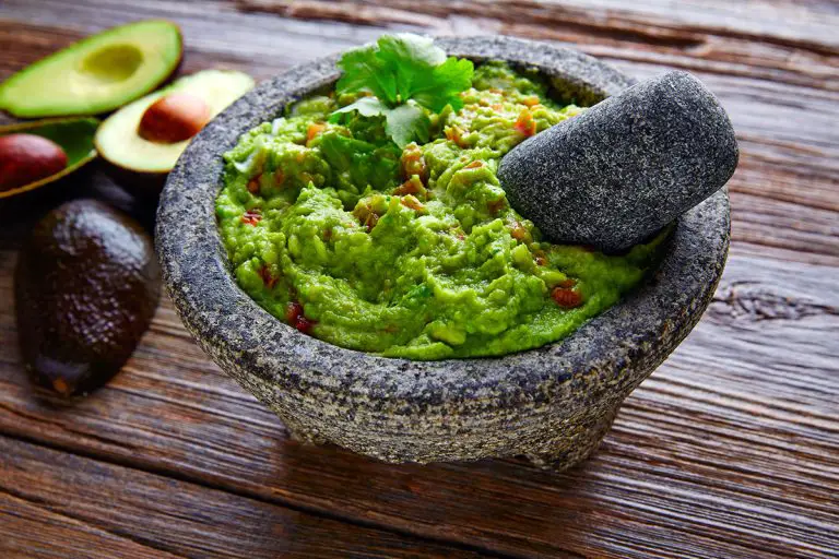 Best Ways To Freeze, Thaw & Use Guacamole (A Quick Guide)
