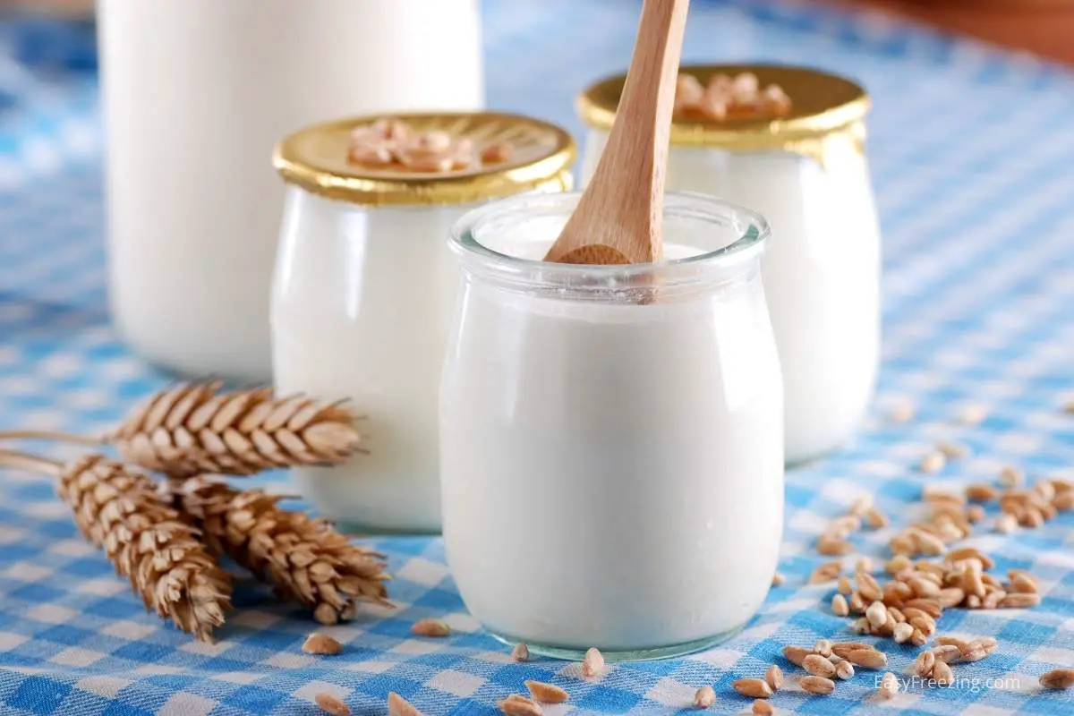 Jars of yogurt: Does freezing kill bacteria in yogurt