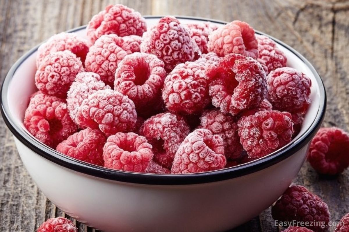 How To Thaw Frozen Raspberries