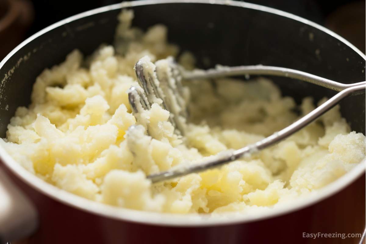 Making Low Fat Mashed Potatoes (Better For Freezing)